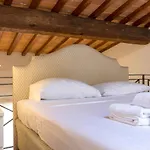 Casa Santa Croce